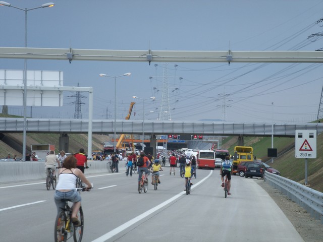 Viele Radfahrer beim Fest